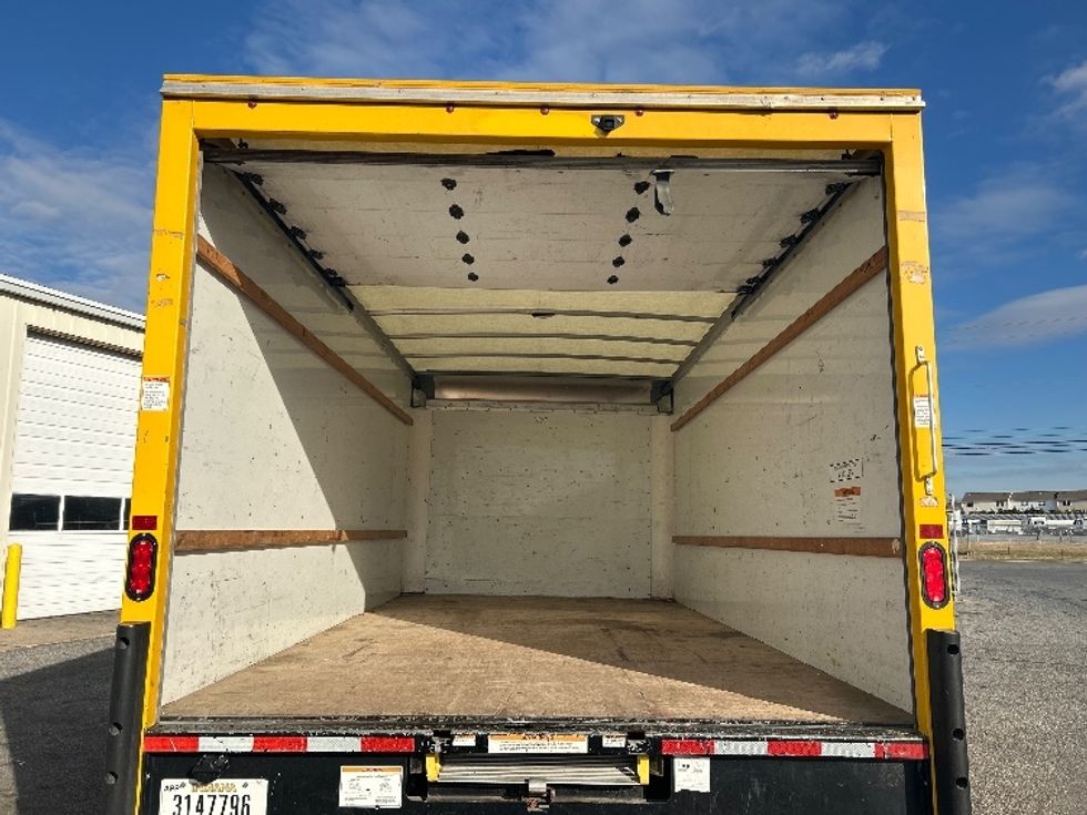 Light Duty Box Truck-Light and Medium Duty Trucks-GMC-2021-Savana G33903-Milford-DE-93,669\n\t\tmiles-$ 26,500 - Image 8