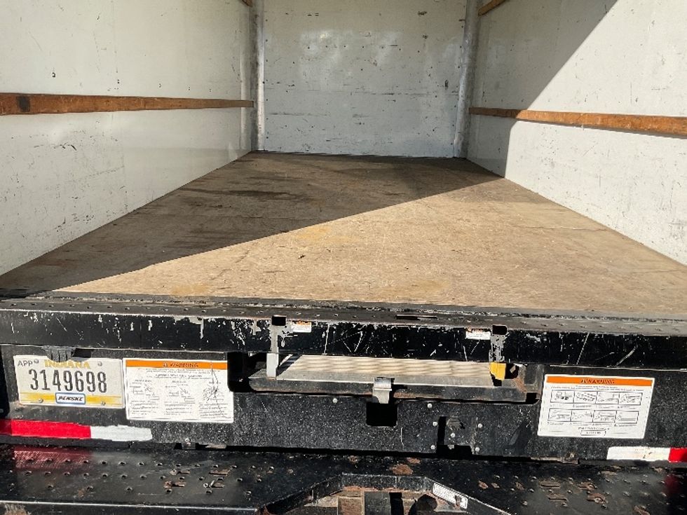 Light Duty Box Truck-Light and Medium Duty Trucks-GMC-2021-Savana G33903-Millville-NJ-72,757\n\t\tmiles-$ 37,000 - Image 9