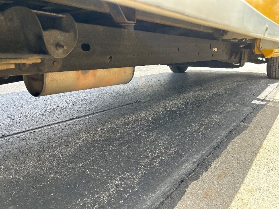 Light Duty Box Truck-Light and Medium Duty Trucks-GMC-2021-Savana G33903-Milwaukee-WI-100,413\n\t\tmiles-$ 27,750 - Image 13