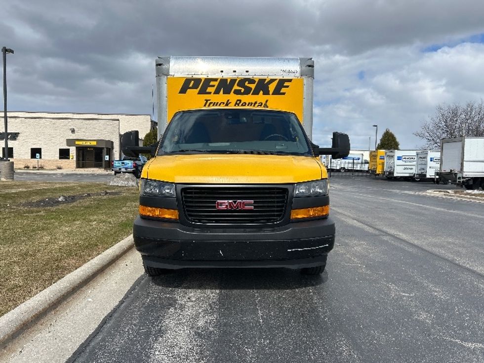 Light Duty Box Truck-Light and Medium Duty Trucks-GMC-2021-Savana G33903-Milwaukee-WI-100,413\n\t\tmiles-$ 27,750 - Image 2