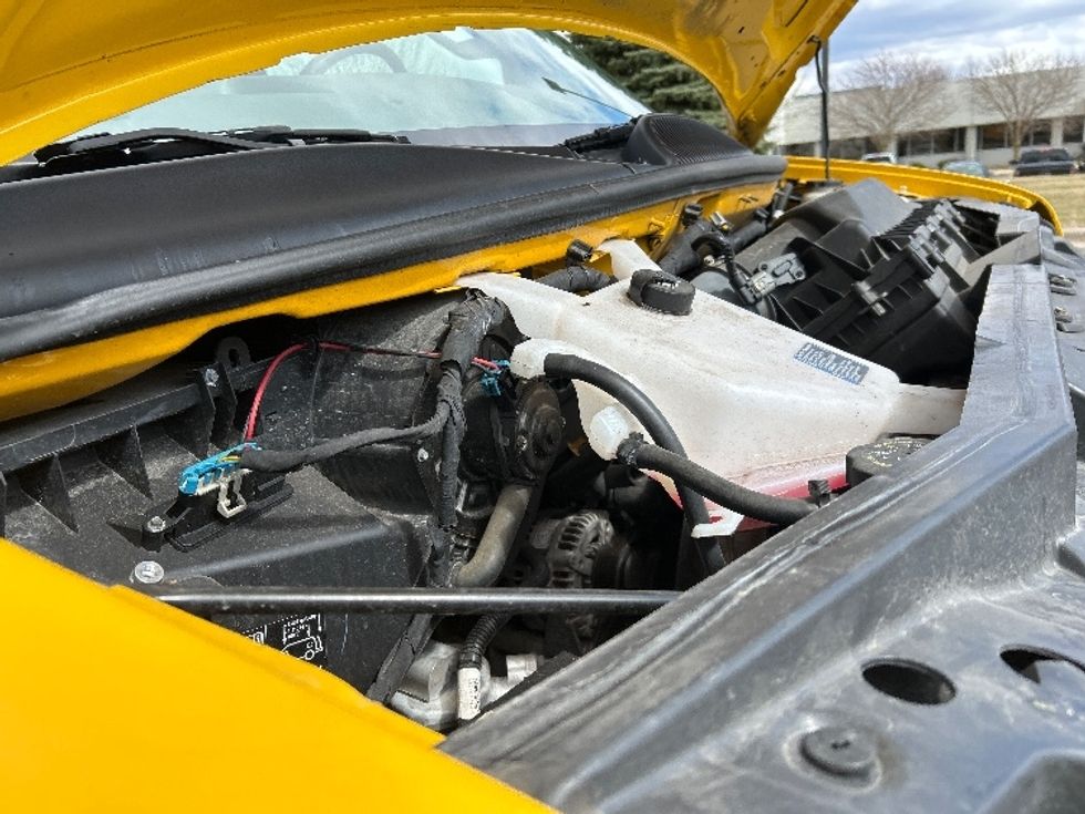 Light Duty Box Truck-Light and Medium Duty Trucks-GMC-2021-Savana G33903-Milwaukee-WI-100,413\n\t\tmiles-$ 27,750 - Image 22