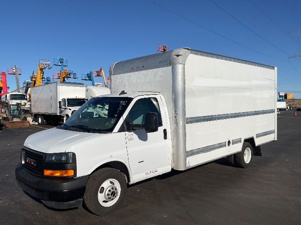 Light Duty Box Truck-Light and Medium Duty Trucks-GMC-2021-Savana G33903-Milwaukee-WI-102,260\n\t\tmiles-$ 29,750 - Image 3