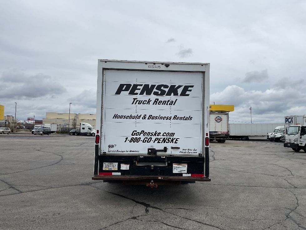 Light Duty Box Truck-Light and Medium Duty Trucks-GMC-2021-Savana G33903-Milwaukee-WI-105,800\n\t\tmiles-$ 26,750 - Image 6
