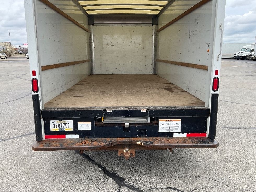 Light Duty Box Truck-Light and Medium Duty Trucks-GMC-2021-Savana G33903-Milwaukee-WI-105,800\n\t\tmiles-$ 26,750 - Image 8