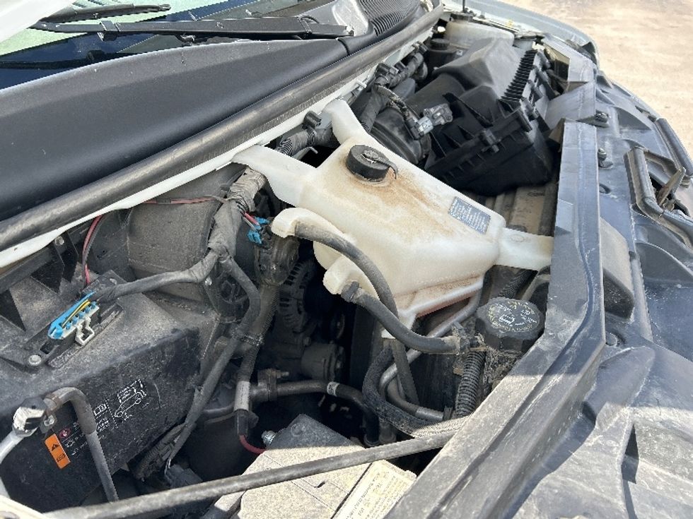 Light Duty Box Truck-Light and Medium Duty Trucks-GMC-2021-Savana G33903-Milwaukee-WI-109,970\n\t\tmiles-$ 28,500 - Image 21