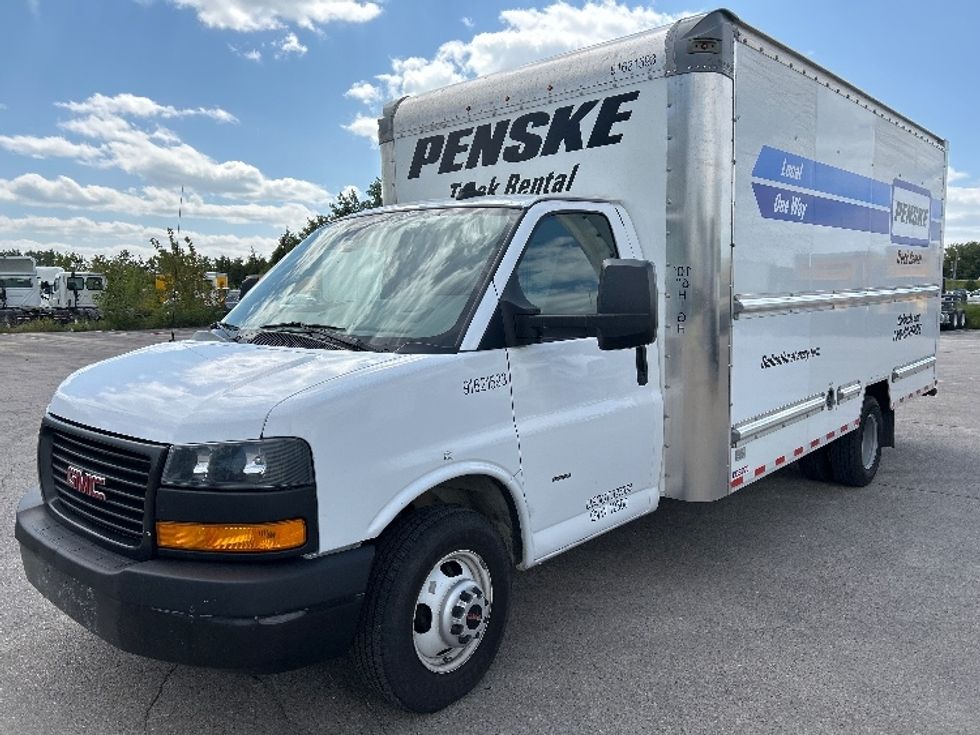Light Duty Box Truck-Light and Medium Duty Trucks-GMC-2021-Savana G33903-Milwaukee-WI-109,970\n\t\tmiles-$ 28,500 - Image 3