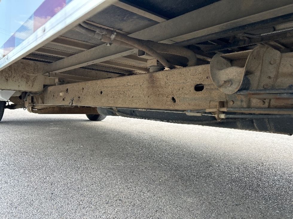 Light Duty Box Truck-Light and Medium Duty Trucks-GMC-2021-Savana G33903-Milwaukee-WI-109,970\n\t\tmiles-$ 28,500 - Image 5