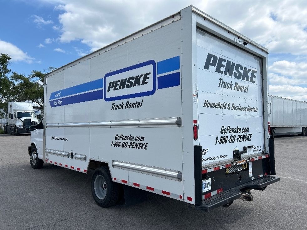 Light Duty Box Truck-Light and Medium Duty Trucks-GMC-2021-Savana G33903-Milwaukee-WI-109,970\n\t\tmiles-$ 28,500 - Image 6