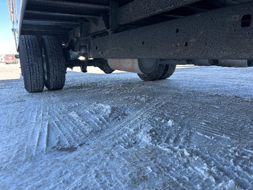 Light Duty Box Truck-Light and Medium Duty Trucks-GMC-2021-Savana G33903-Milwaukee-WI-114,695\n\t\tmiles-$ 28,250 - Image 14