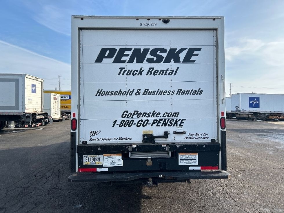 Light Duty Box Truck-Light and Medium Duty Trucks-GMC-2021-Savana G33903-Milwaukee-WI-120,017\n\t\tmiles-$ 27,500 - Image 7