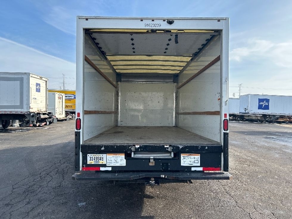 Light Duty Box Truck-Light and Medium Duty Trucks-GMC-2021-Savana G33903-Milwaukee-WI-120,017\n\t\tmiles-$ 27,500 - Image 8