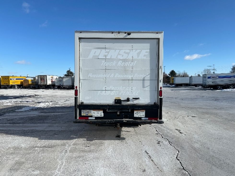 Light Duty Box Truck-Light and Medium Duty Trucks-GMC-2021-Savana G33903-Milwaukee-WI-120,500\n\t\tmiles-$ 27,500 - Image 7