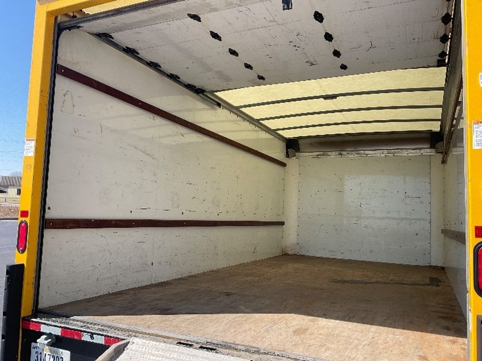 Light Duty Box Truck-Light and Medium Duty Trucks-GMC-2021-Savana G33903-Milwaukee-WI-80,699\n\t\tmiles-$ 30,000 - Image 10