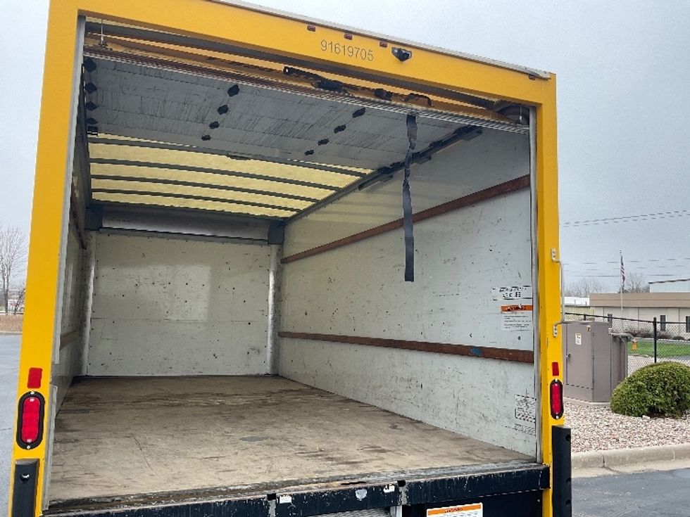 Light Duty Box Truck-Light and Medium Duty Trucks-GMC-2021-Savana G33903-Milwaukee-WI-80,767\n\t\tmiles-$ 27,750 - Image 10