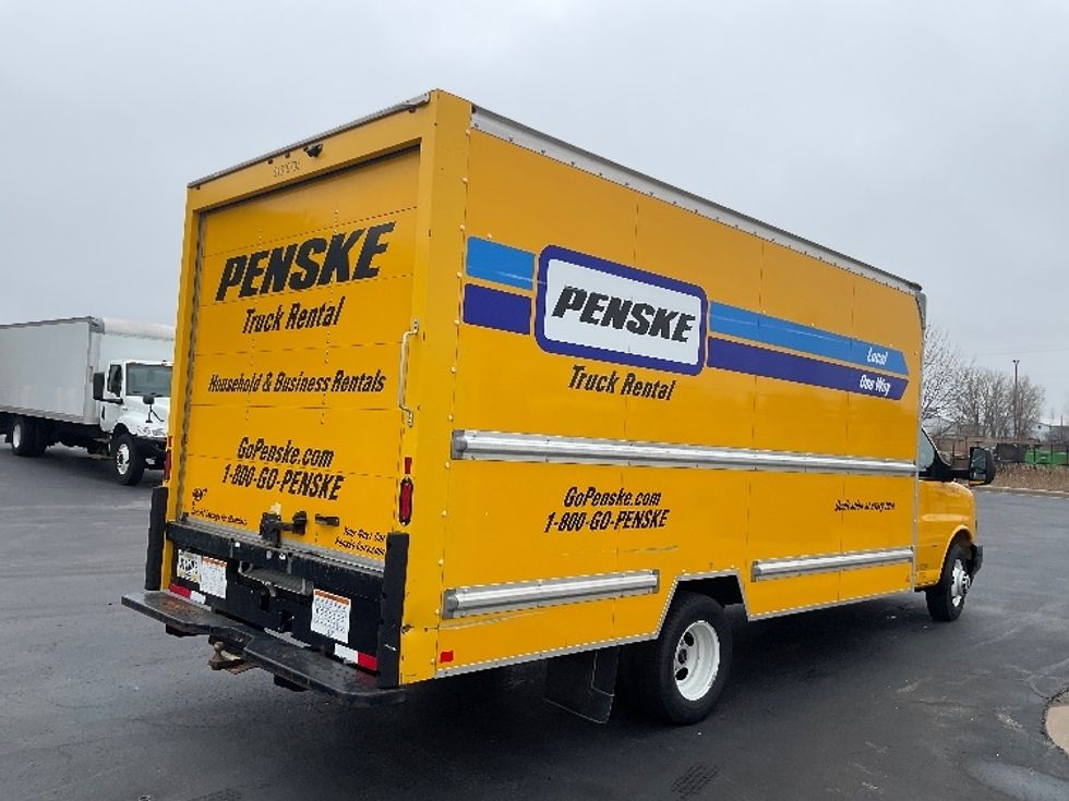 Light Duty Box Truck-Light and Medium Duty Trucks-GMC-2021-Savana G33903-Milwaukee-WI-80,767\n\t\tmiles-$ 27,750 - Image 11