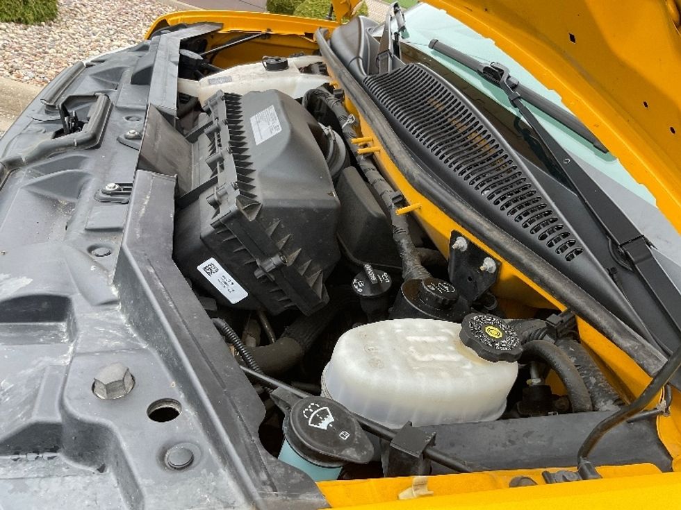 Light Duty Box Truck-Light and Medium Duty Trucks-GMC-2021-Savana G33903-Milwaukee-WI-80,767\n\t\tmiles-$ 27,750 - Image 21