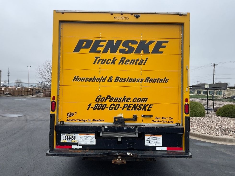 Light Duty Box Truck-Light and Medium Duty Trucks-GMC-2021-Savana G33903-Milwaukee-WI-80,767\n\t\tmiles-$ 27,750 - Image 5