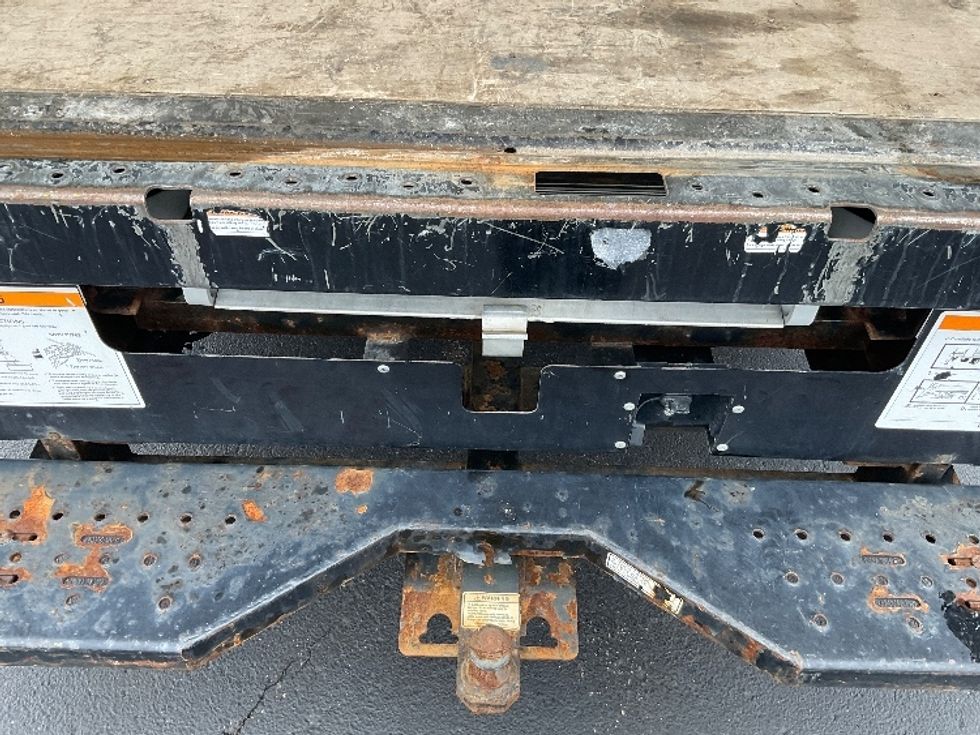 Light Duty Box Truck-Light and Medium Duty Trucks-GMC-2021-Savana G33903-Milwaukee-WI-80,767\n\t\tmiles-$ 27,750 - Image 8