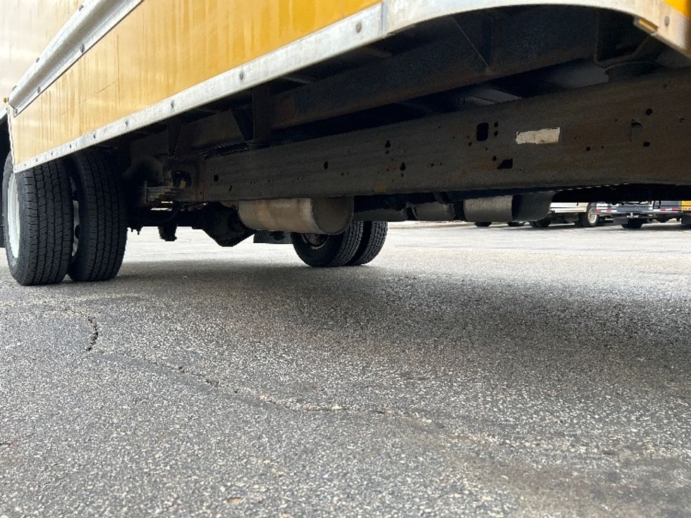 Light Duty Box Truck-Light and Medium Duty Trucks-GMC-2021-Savana G33903-Milwaukee-WI-88,531\n\t\tmiles-$ 29,000 - Image 14