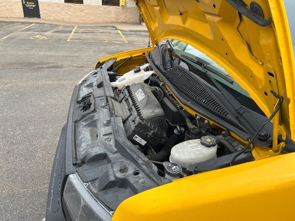 Light Duty Box Truck-Light and Medium Duty Trucks-GMC-2021-Savana G33903-Milwaukee-WI-88,531\n\t\tmiles-$ 29,000 - Image 24