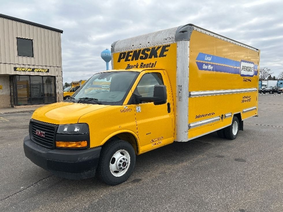 Light Duty Box Truck-Light and Medium Duty Trucks-GMC-2021-Savana G33903-Milwaukee-WI-88,531\n\t\tmiles-$ 29,000 - Image 3