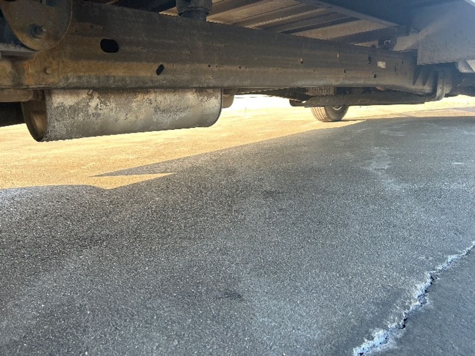 Light Duty Box Truck-Light and Medium Duty Trucks-GMC-2021-Savana G33903-Milwaukee-WI-90,606\n\t\tmiles-$ 28,500 - Image 14