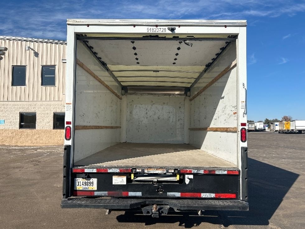Light Duty Box Truck-Light and Medium Duty Trucks-GMC-2021-Savana G33903-Milwaukee-WI-90,606\n\t\tmiles-$ 28,500 - Image 8