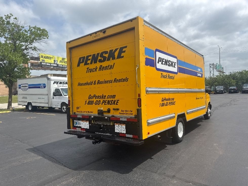 Light Duty Box Truck-Light and Medium Duty Trucks-GMC-2021-Savana G33903-Milwaukee-WI-92,364\n\t\tmiles-$ 24,500 - Image 12