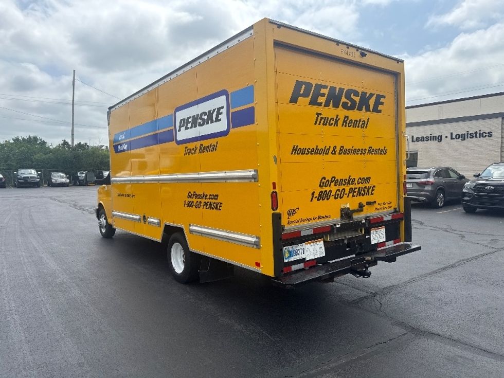 Light Duty Box Truck-Light and Medium Duty Trucks-GMC-2021-Savana G33903-Milwaukee-WI-92,364\n\t\tmiles-$ 24,500 - Image 6