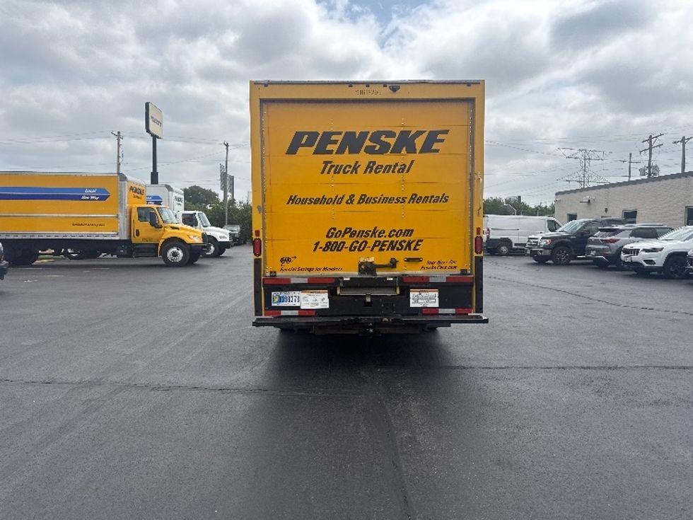 Light Duty Box Truck-Light and Medium Duty Trucks-GMC-2021-Savana G33903-Milwaukee-WI-92,364\n\t\tmiles-$ 24,500 - Image 7