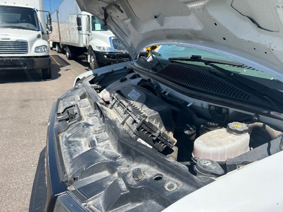 Light Duty Box Truck-Light and Medium Duty Trucks-GMC-2021-Savana G33903-Milwaukee-WI-96,882\n\t\tmiles-$ 30,250 - Image 24