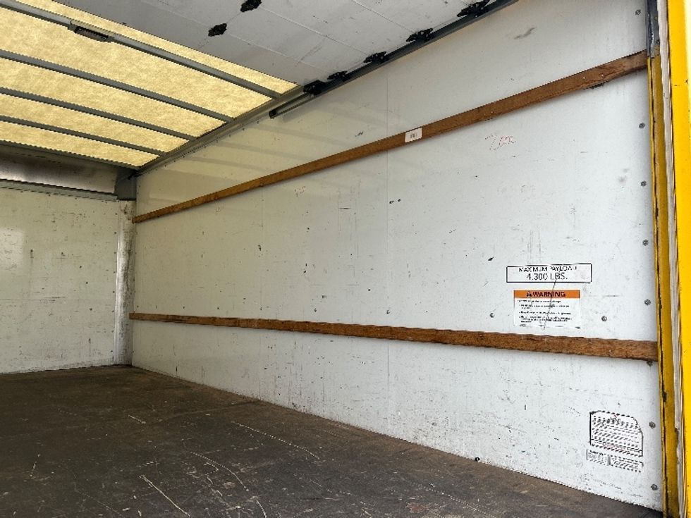 Light Duty Box Truck-Light and Medium Duty Trucks-GMC-2021-Savana G33903-Minot-ND-105,782\n\t\tmiles-$ 23,500 - Image 12