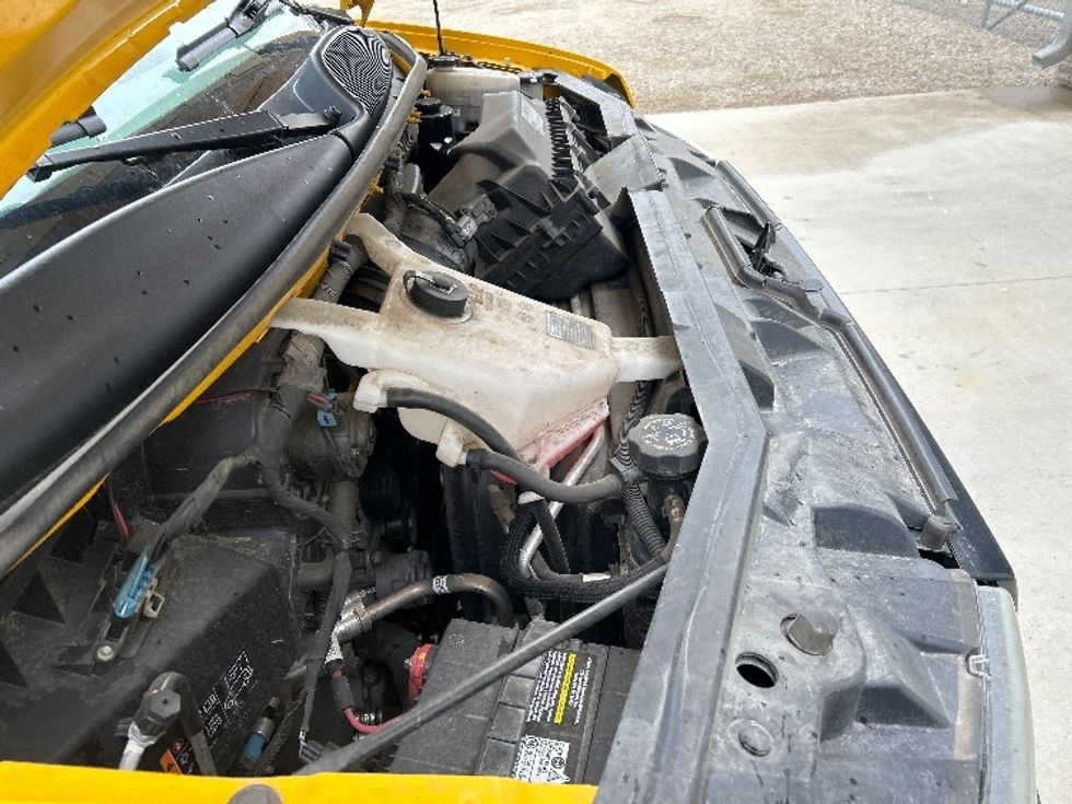 Light Duty Box Truck-Light and Medium Duty Trucks-GMC-2021-Savana G33903-Minot-ND-105,782\n\t\tmiles-$ 23,500 - Image 23