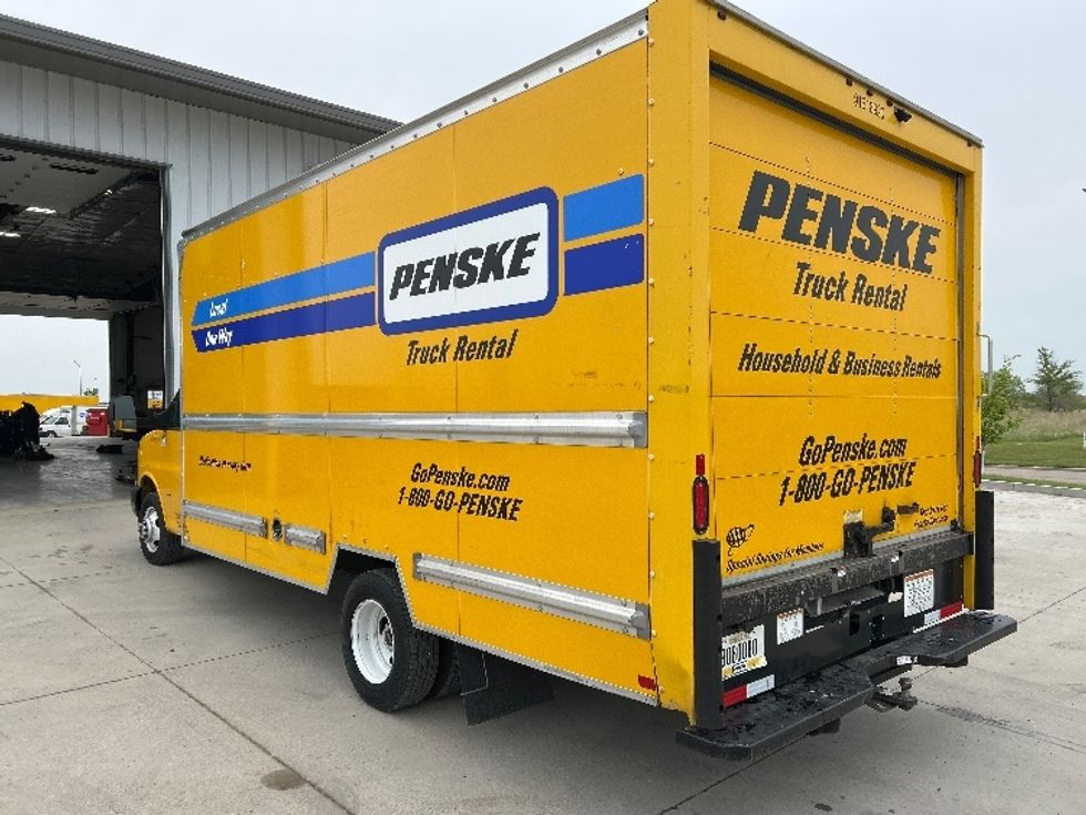 Light Duty Box Truck-Light and Medium Duty Trucks-GMC-2021-Savana G33903-Minot-ND-105,782\n\t\tmiles-$ 23,500 - Image 6