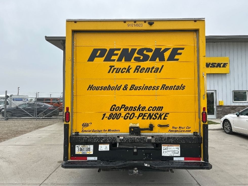 Light Duty Box Truck-Light and Medium Duty Trucks-GMC-2021-Savana G33903-Minot-ND-105,782\n\t\tmiles-$ 23,500 - Image 7