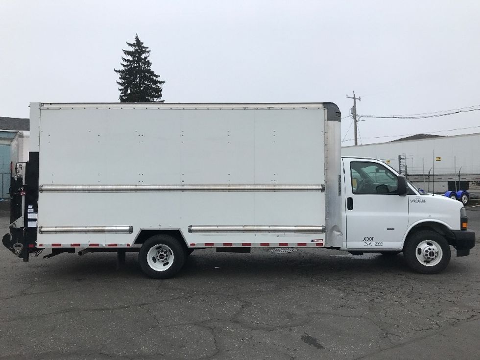 Light Duty Box Truck-Light and Medium Duty Trucks-GMC-2021-Savana G33903-Missoula-MT-65,796\n\t\tmiles-$ 35,250 - Image 15