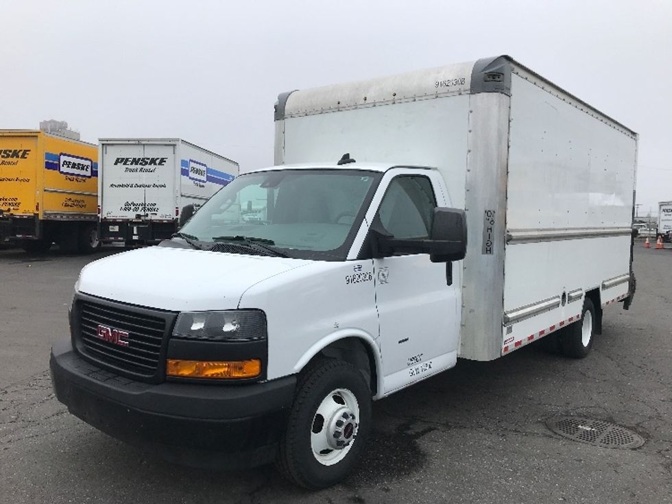 Light Duty Box Truck-Light and Medium Duty Trucks-GMC-2021-Savana G33903-Missoula-MT-65,796\n\t\tmiles-$ 35,250 - Image 3