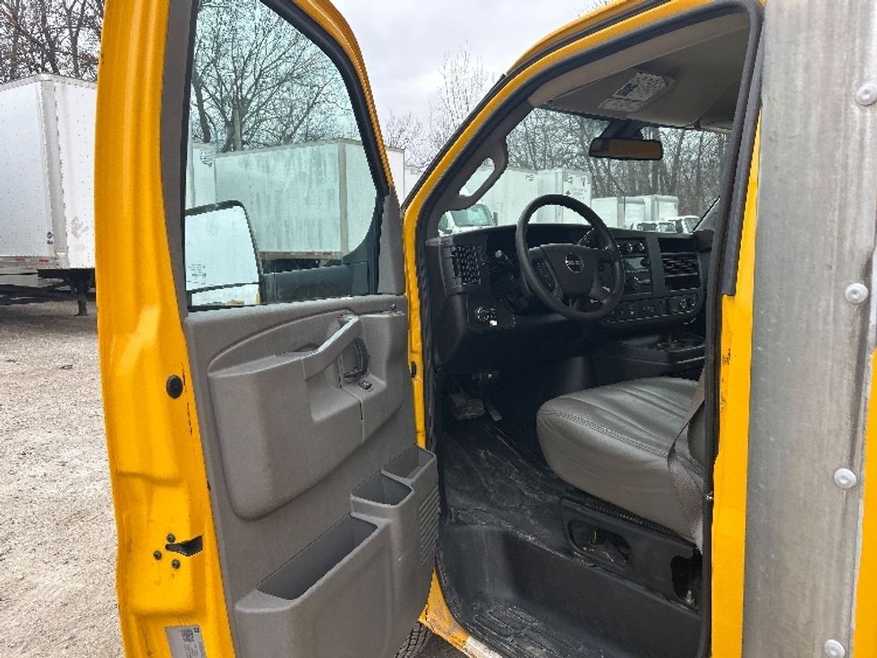 Light Duty Box Truck-Light and Medium Duty Trucks-GMC-2021-Savana G33903-Moberly-MO-102,234\n\t\tmiles-$ 26,000 - Image 16