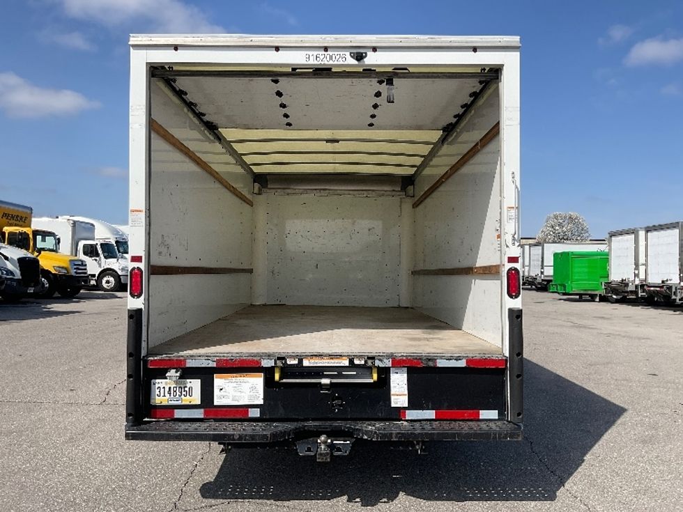 Light Duty Box Truck-Light and Medium Duty Trucks-GMC-2021-Savana G33903-Moberly-MO-82,957\n\t\tmiles-$ 30,500 - Image 8