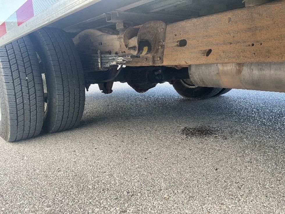 Light Duty Box Truck-Light and Medium Duty Trucks-GMC-2021-Savana G33903-Moberly-MO-86,370\n\t\tmiles-$ 30,750 - Image 14