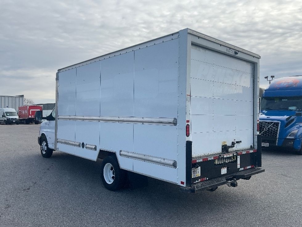 Light Duty Box Truck-Light and Medium Duty Trucks-GMC-2021-Savana G33903-Moberly-MO-86,370\n\t\tmiles-$ 30,750 - Image 6