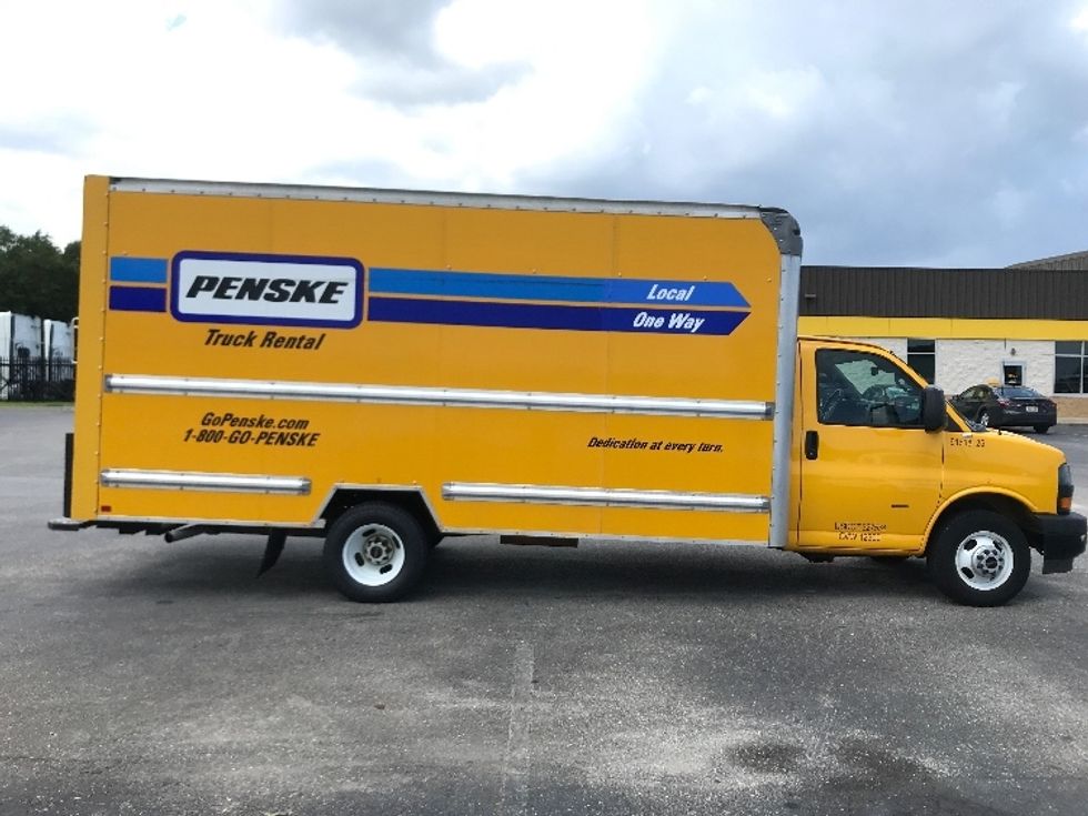 Light Duty Box Truck-Light and Medium Duty Trucks-GMC-2021-Savana G33903-Mobile-AL-89,430\n\t\tmiles-$ 27,250 - Image 14