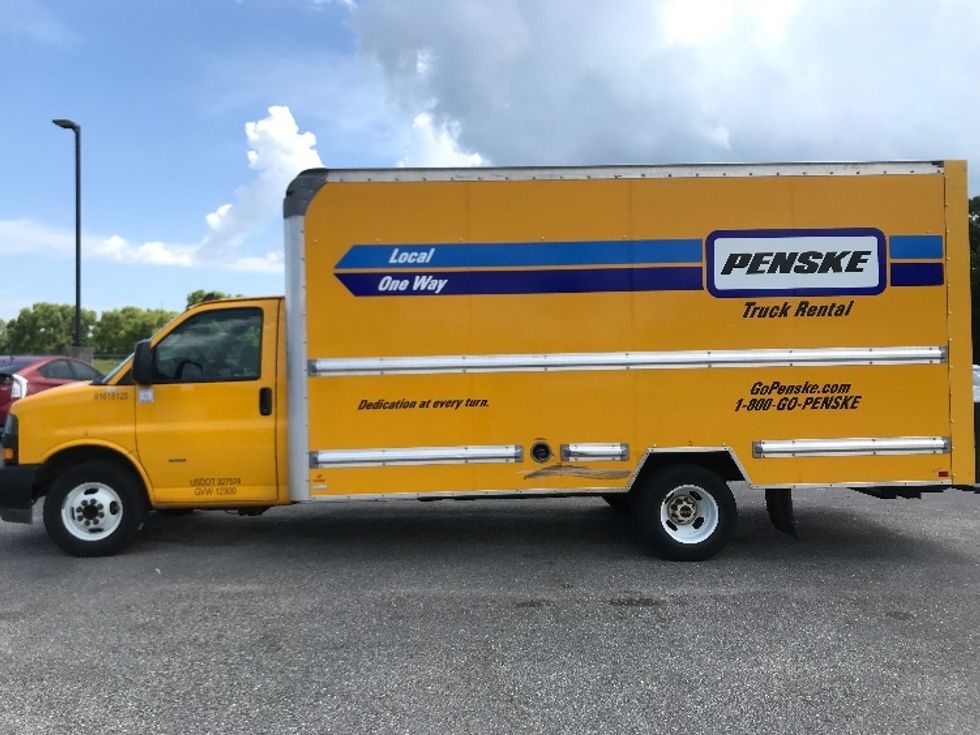 Light Duty Box Truck-Light and Medium Duty Trucks-GMC-2021-Savana G33903-Mobile-AL-89,430\n\t\tmiles-$ 27,250 - Image 4