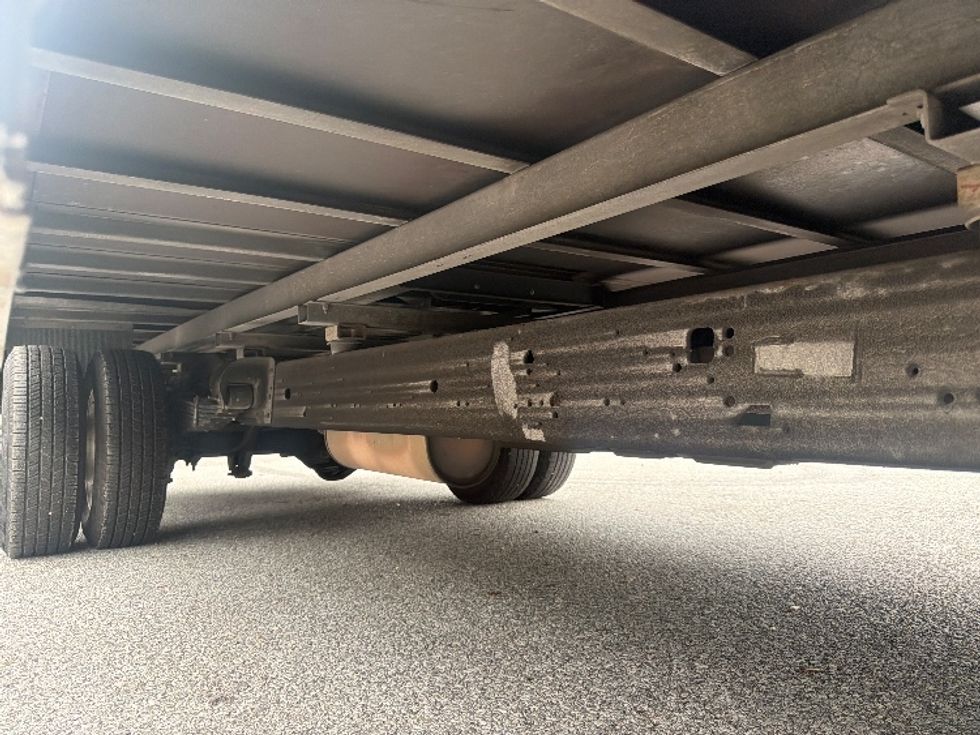 Light Duty Box Truck-Light and Medium Duty Trucks-GMC-2021-Savana G33903-Mobile-AL-90,003\n\t\tmiles-$ 32,000 - Image 14