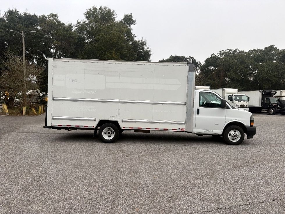 Light Duty Box Truck-Light and Medium Duty Trucks-GMC-2021-Savana G33903-Mobile-AL-90,003\n\t\tmiles-$ 32,000 - Image 15