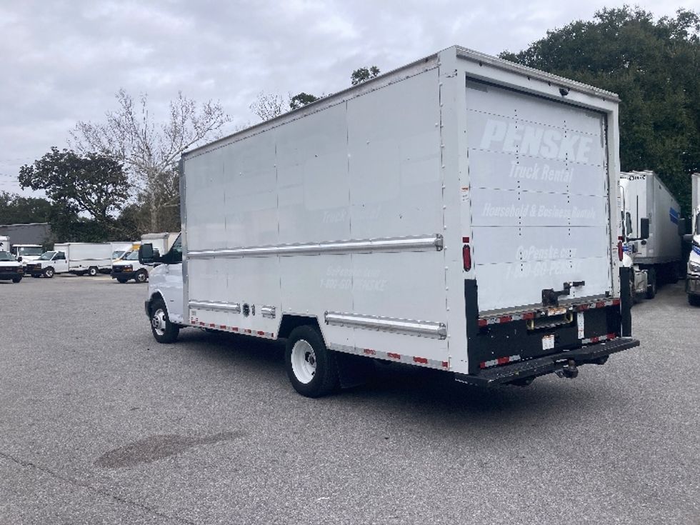 Light Duty Box Truck-Light and Medium Duty Trucks-GMC-2021-Savana G33903-Mobile-AL-90,003\n\t\tmiles-$ 32,000 - Image 6