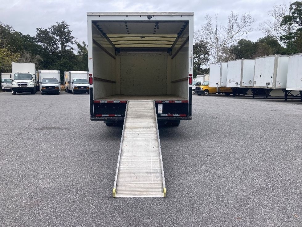 Light Duty Box Truck-Light and Medium Duty Trucks-GMC-2021-Savana G33903-Mobile-AL-90,003\n\t\tmiles-$ 32,000 - Image 9