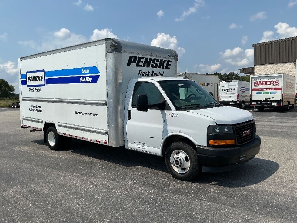 Light Duty Box Truck-Light and Medium Duty Trucks-GMC-2021-Savana G33903-Mobile-AL-92,952\n\t\tmiles-$ 29,750 - Image 1