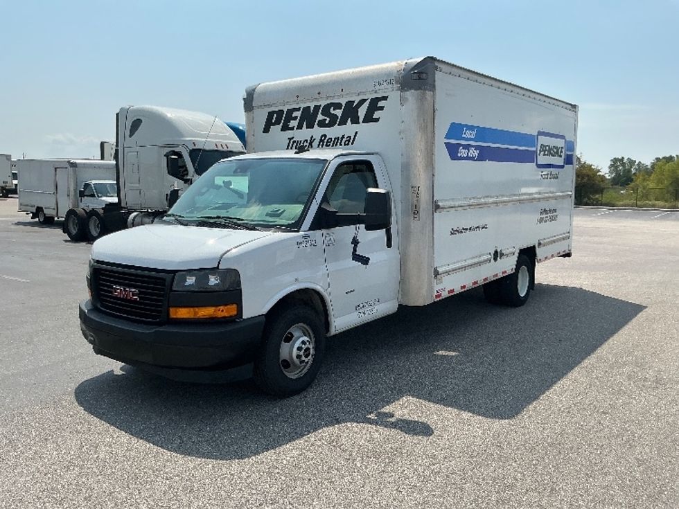Light Duty Box Truck-Light and Medium Duty Trucks-GMC-2021-Savana G33903-Mobile-AL-92,952\n\t\tmiles-$ 29,750 - Image 3