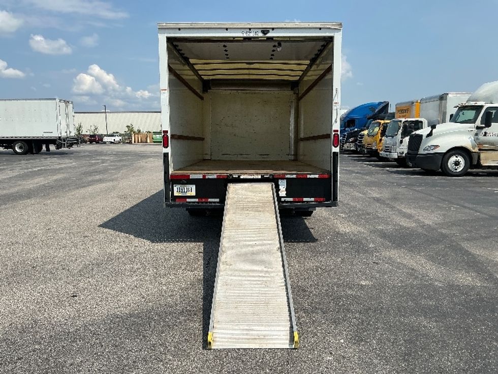 Light Duty Box Truck-Light and Medium Duty Trucks-GMC-2021-Savana G33903-Mobile-AL-92,952\n\t\tmiles-$ 29,750 - Image 9